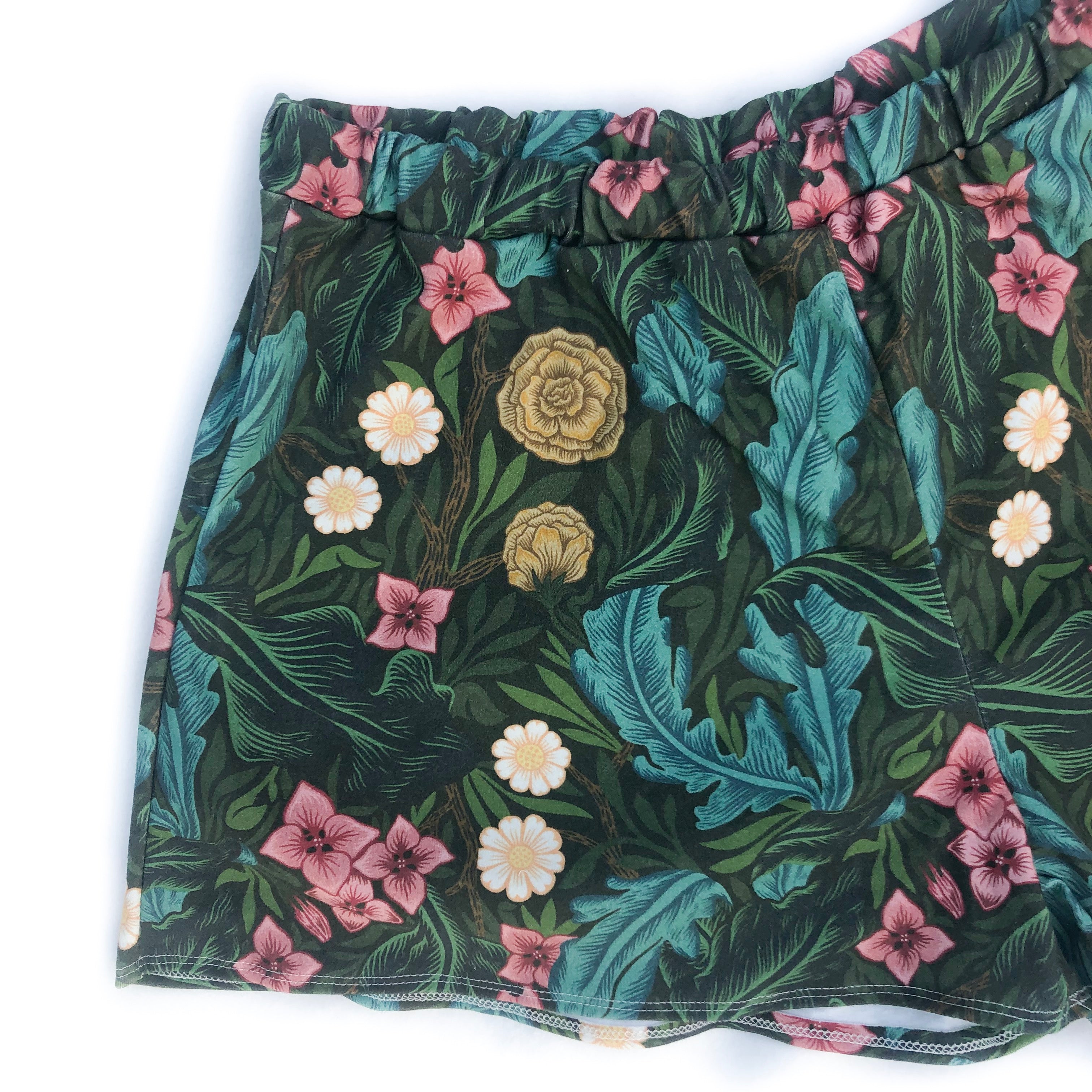 Women’s Vintage Floral High-waisted Shorts